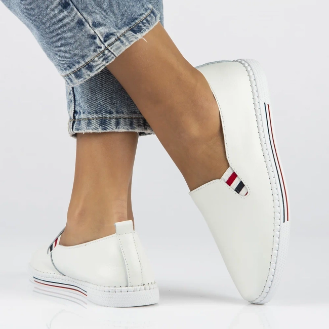 Leather shoes Filippo DP066/24 WH white