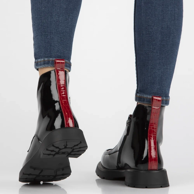 Leather ankle boots Filippo DBT6570/24 BK RD black