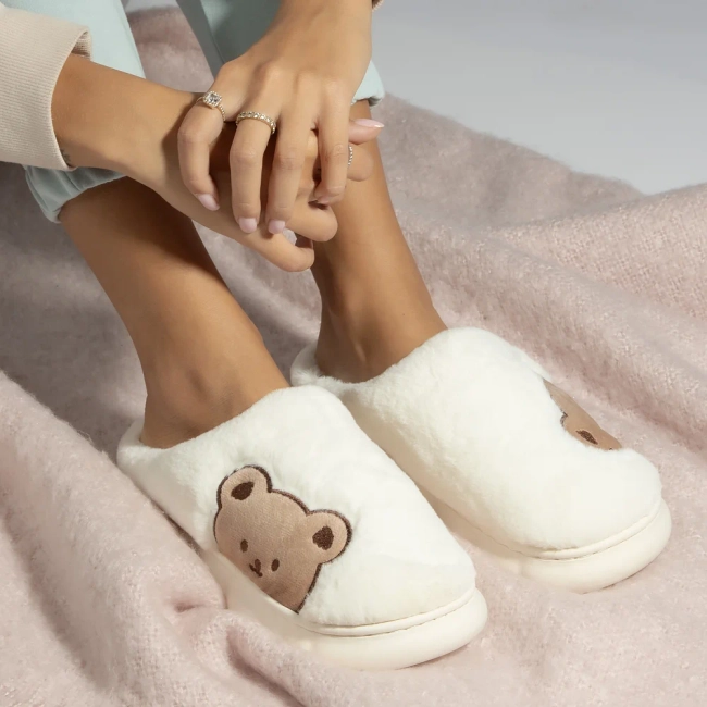 Fur slippers white WS9028-9
