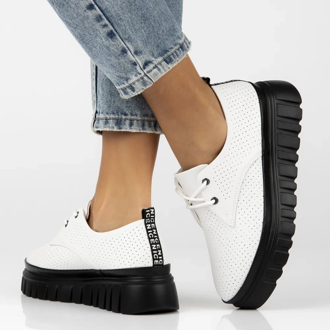 Leather sneakers Filippo DP6846/25 WH BK white