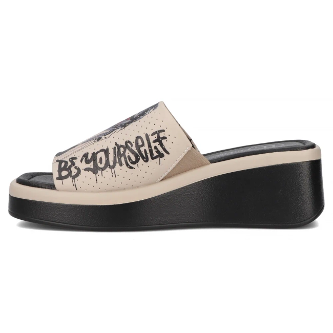 Skórzane klapki Filippo DK6820/25 BE beżowe