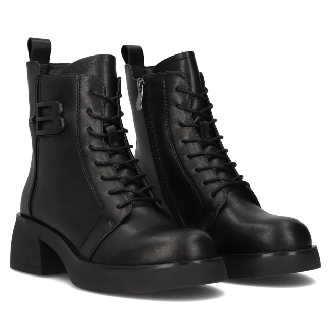 Leather ankle boots Filippo DBT6550/24 BK black