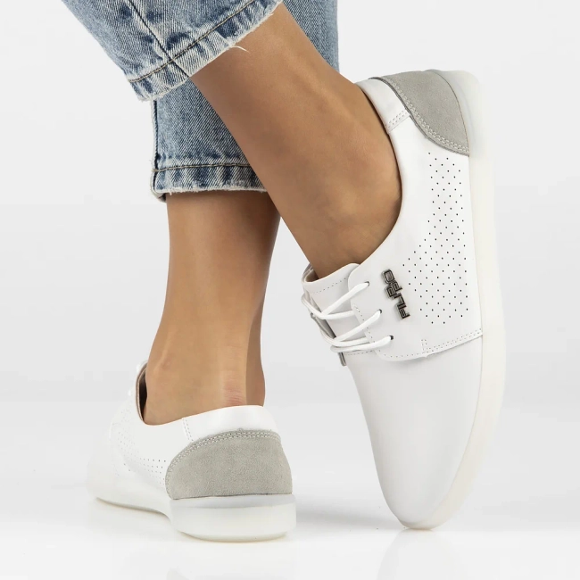 Skórzane półbuty Filippo DP6014/24 WH białe