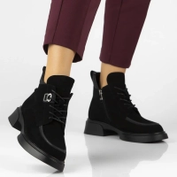 Leather ankle boots Filippo DBT7381/25 BK black