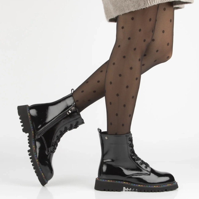 Leather ankle boots Filippo DBT7428/25 BK L black