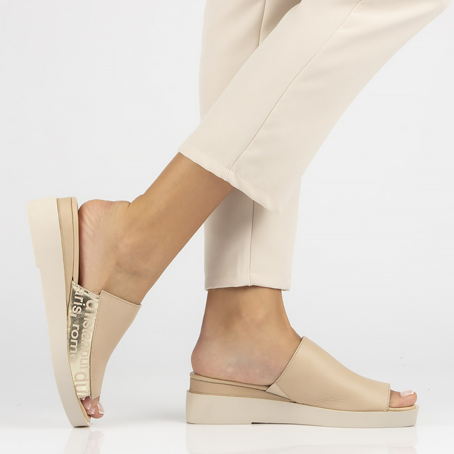 Leather flip-flops Filippo DK3921/22 BE beige