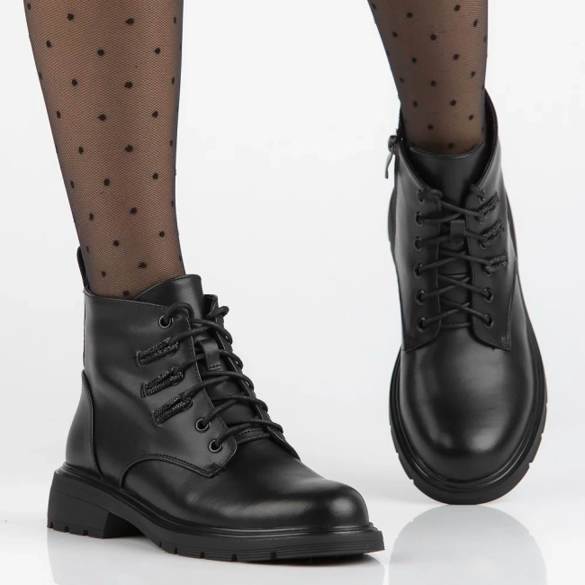 Leather ankle boots Filippo DBT6319/24 BK black