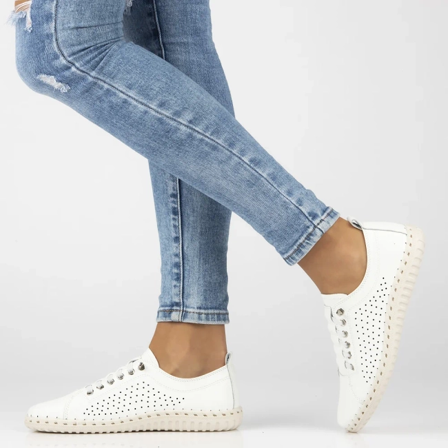 Leather shoes Filippo DP6735/25 WH white