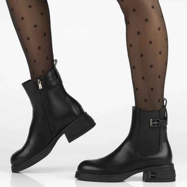 Leather ankle boots Filippo DBT7195/25 BK black