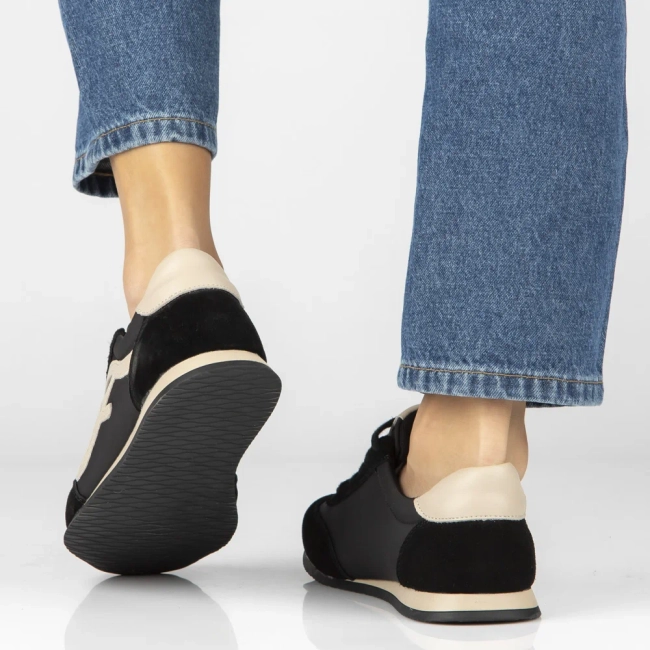 Skórzane sneakersy Filippo DP7967/26 BK czarne