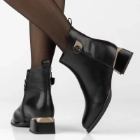 Leather heeled ankle boots Filippo DBT8123/26 BK BE black