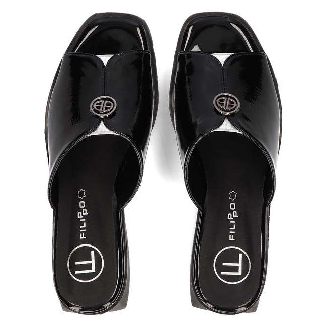 Klapki Filippo DK2351/21 Bk czarne