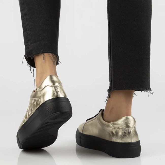 Leather sneakers Filippo DP6850/25 GO gold