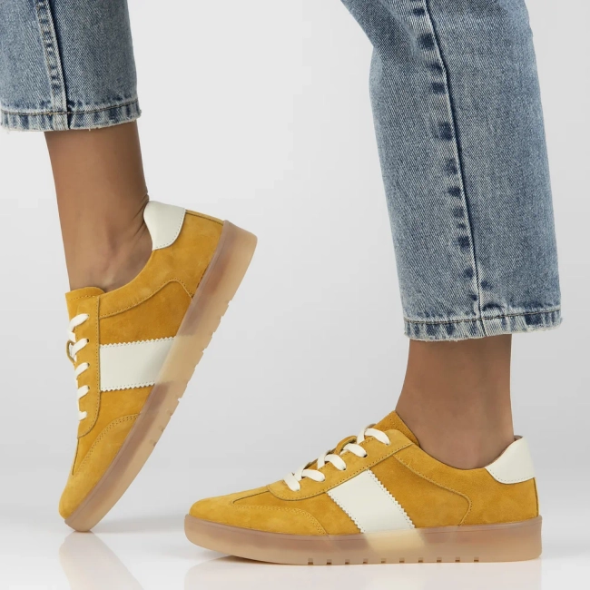 Skórzane sneakersy Filippo DP6770/25 YL żółte