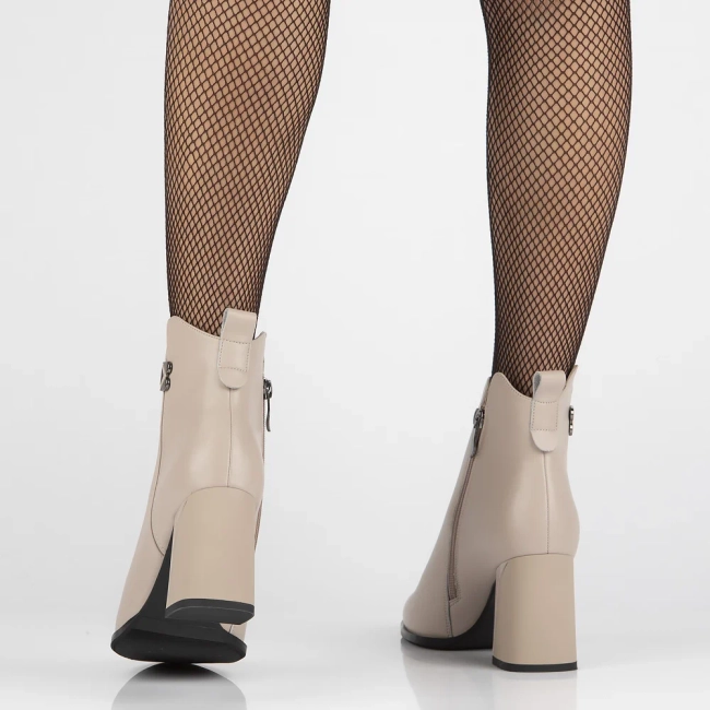 Leather ankle boots Filippo DBT6578/24 BE beige