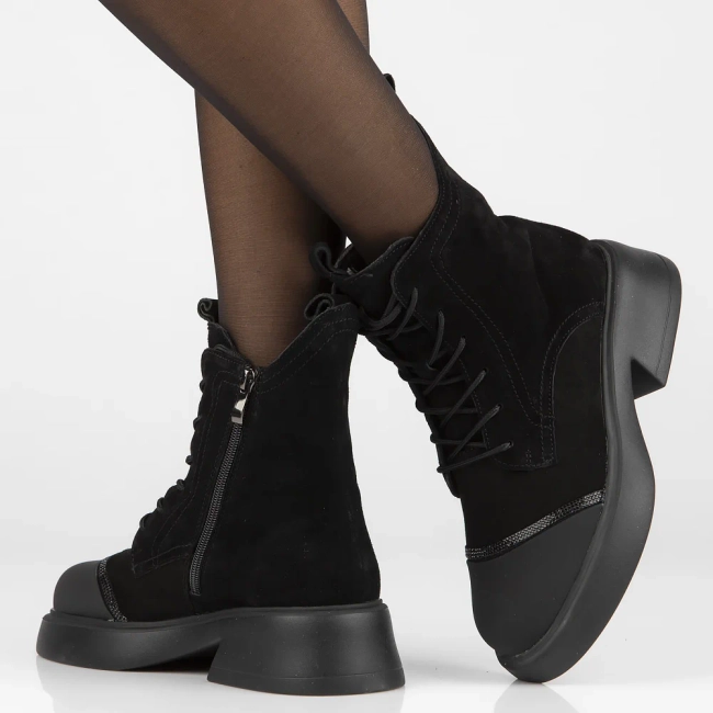 Leather ankle boots Filippo DBT6566/24 BK black