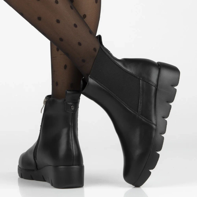 Leather ankle boots Filippo DBT7293/25 BK black