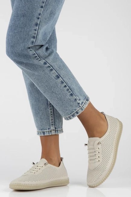 Skórzane półbuty Filippo DP6140/25 BE beżowe