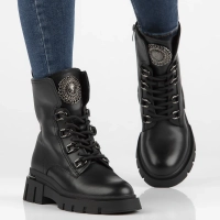 Leather ankle boots Filippo DBT6521/25 BK black