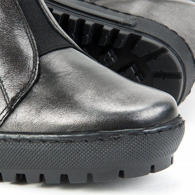 Botki EKSBUT 66-4318-E04-1G czarny/srebro