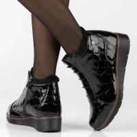 Leather wedge ankle boots Filippo DBT3179/26 BK CR black