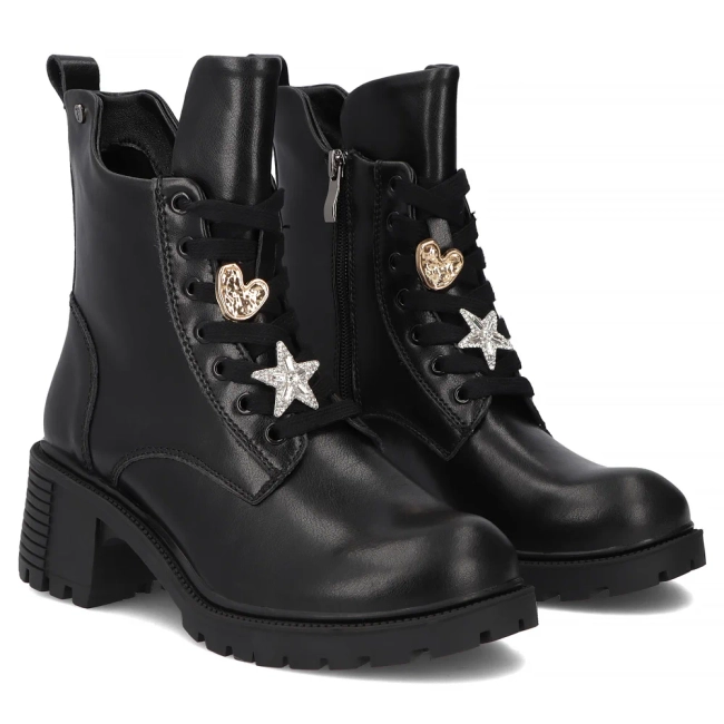 Leather ankle boots Filippo DBT7132/25 BK black