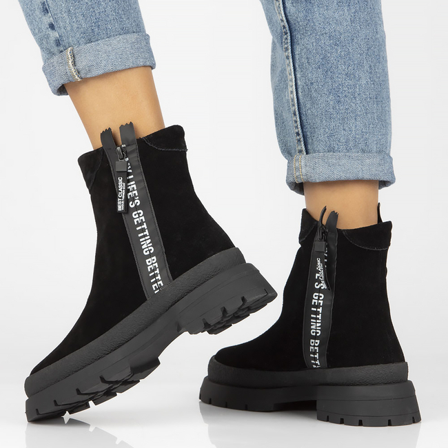 Leather ankle boots Filippo DBT4164/22 BK black