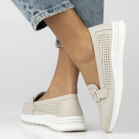 Skórzane półbuty na platformie Filippo DP4400/25 BE beżowe