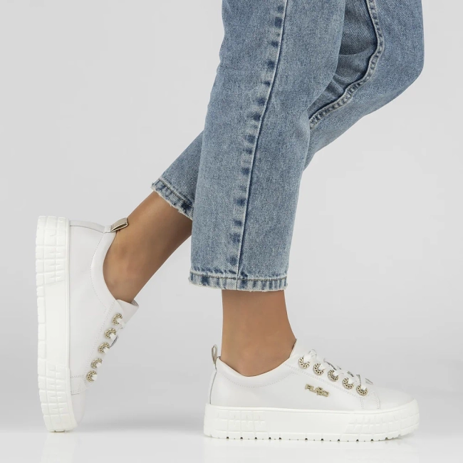 Leather shoes Filippo DP6237/24 WH white