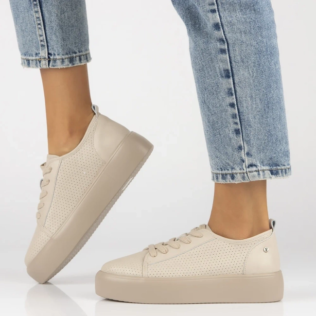 Leather sneakers Filippo DP6116/25 BE beige