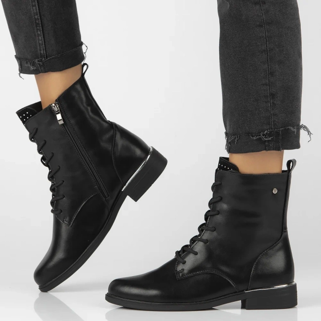 Leather ankle boots Filippo DBT4747/24 BK D black