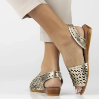 Leather sandals Artiker 56C2551 gold