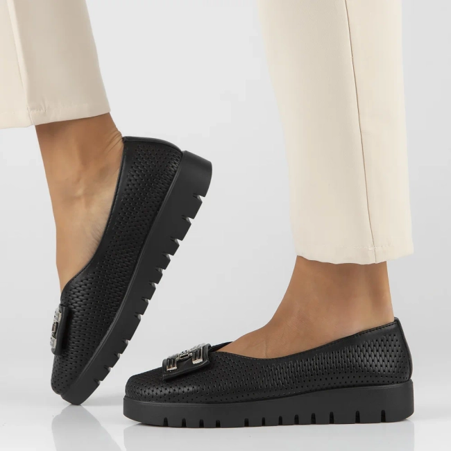 Leather shoes Filippo DP6043/24 BK black