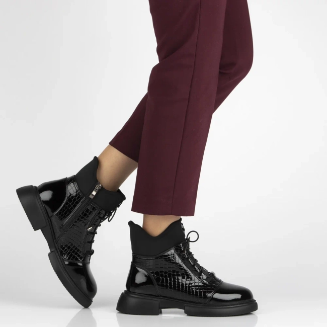 Leather ankle boots Filippo DBT7295/25 BK black