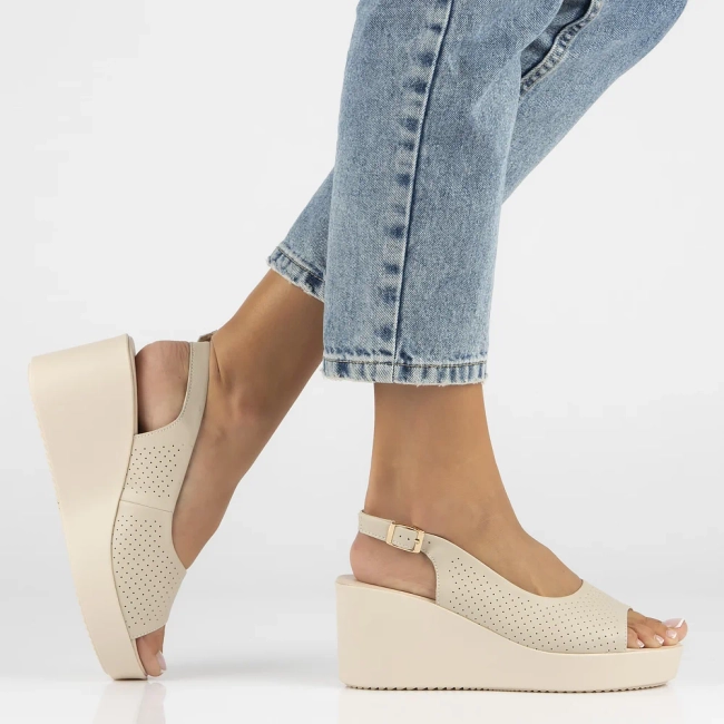 Leather sandals Filippo DS6204/24 BE beige