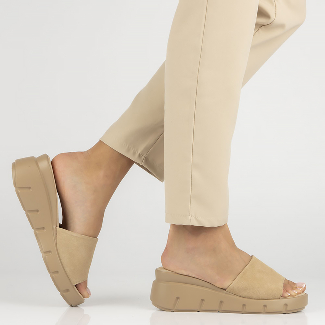 Leather flip-flops Filippo DK4454/23 BE beige