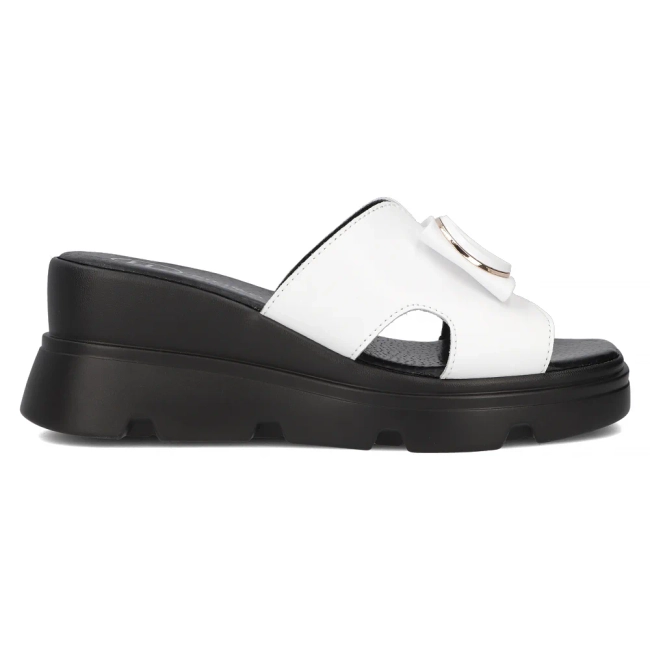 Leather slippers Filippo DK6078/24 WH white