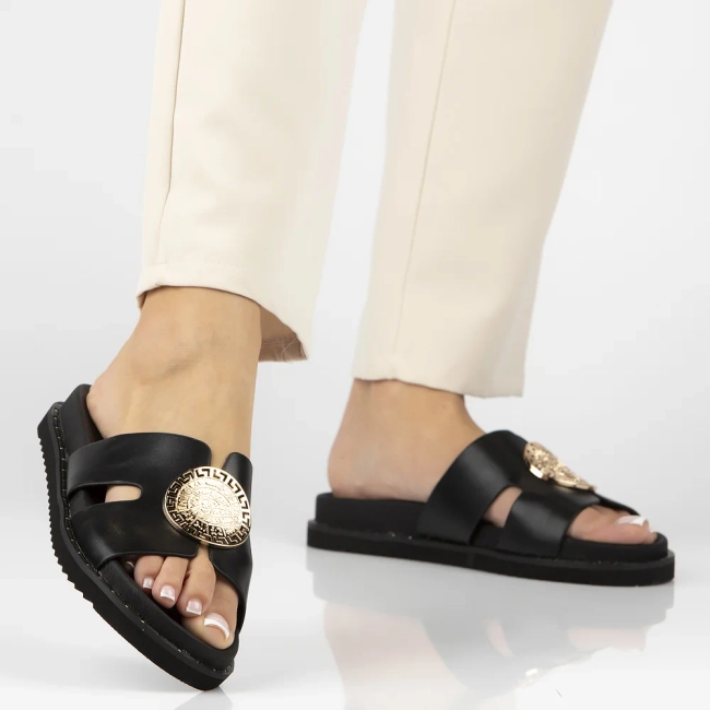 Leather flip-flops Filippo DK7050/25 BK black