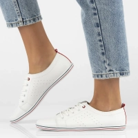 Skórzane półbuty Filippo DP073/24 WH białe