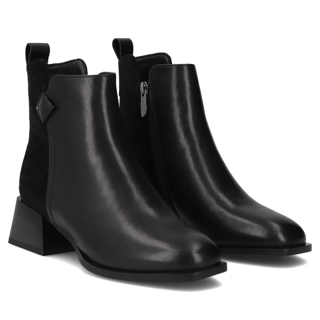 Leather ankle boots Filippo DBT7360/25 BK black