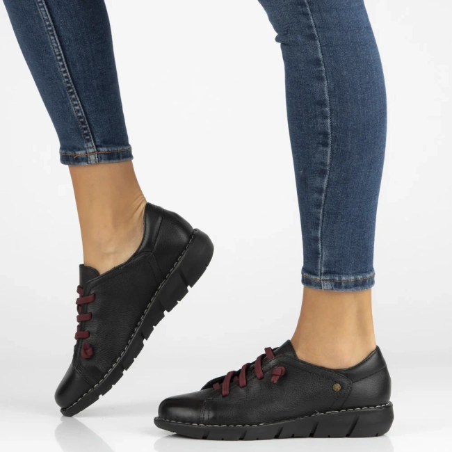 Leather shoes Maciejka P2115-01/00-1 black