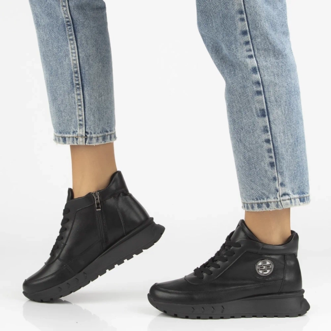 Leather ankle boots Filippo DBT7145/25 BK black