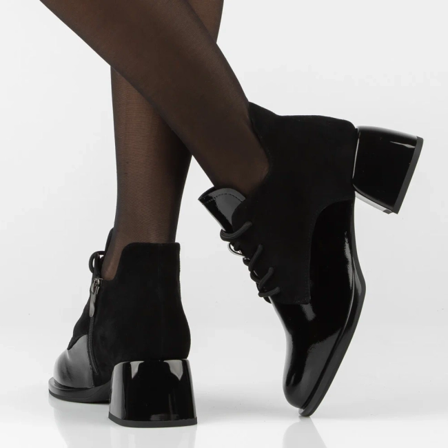 Leather heeled ankle boots Filippo DBT8153/26 BK black