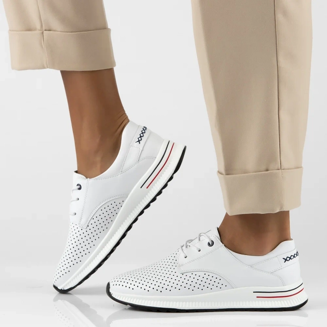 Skórzane półbuty na platformie Filippo DP6022/24 WH białe