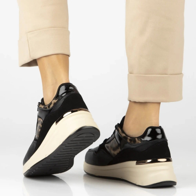 Skórzane sneakersy Filippo DP7104/25 BK czarne