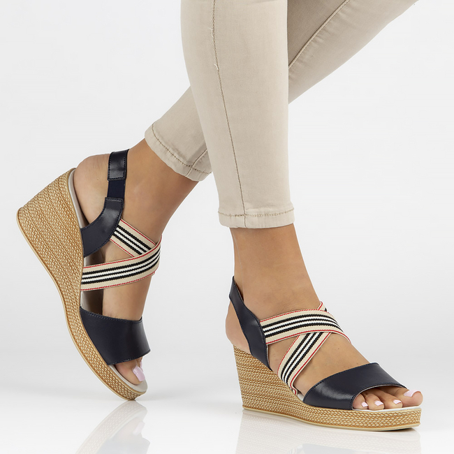 Skórzane sandały Filippo DS3520/22 NV granatowe