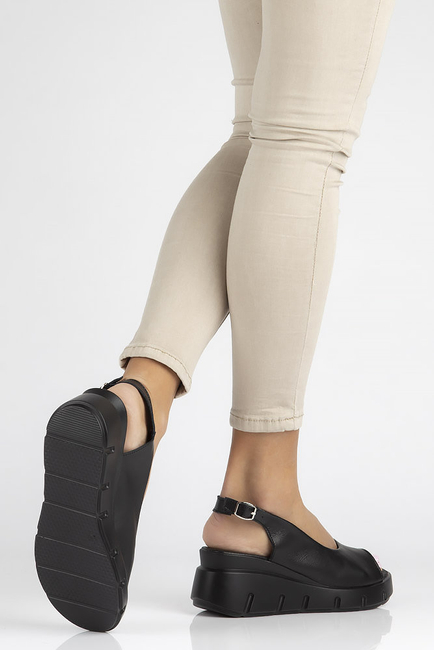 Skórzane sandały Filippo DS3595/22 BK czarne