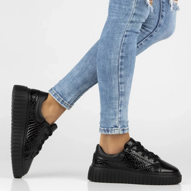 Leather sneakers Filippo DP6766/25 BK black