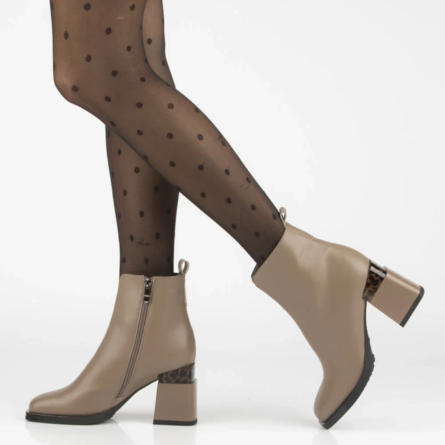 Leather ankle boots Filippo DBT7353/25 BE beige