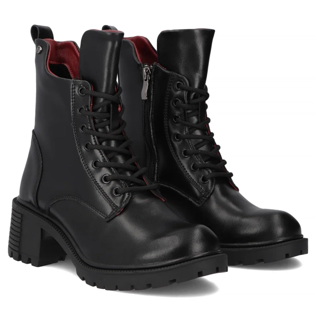 Skórzane botki na obcasie Filippo DBT6501/26 BK czarne